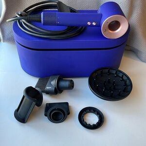 Dyson supersonic hairdryer -purple